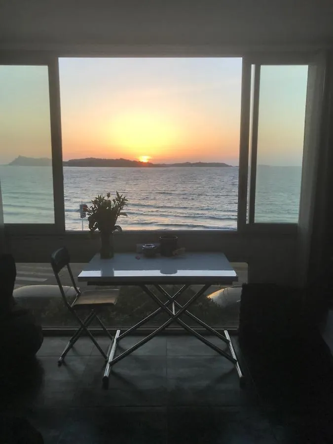 T2 Les Pieds Dans L Eau Vue Mer Apartment Six-Fours-les-Plages